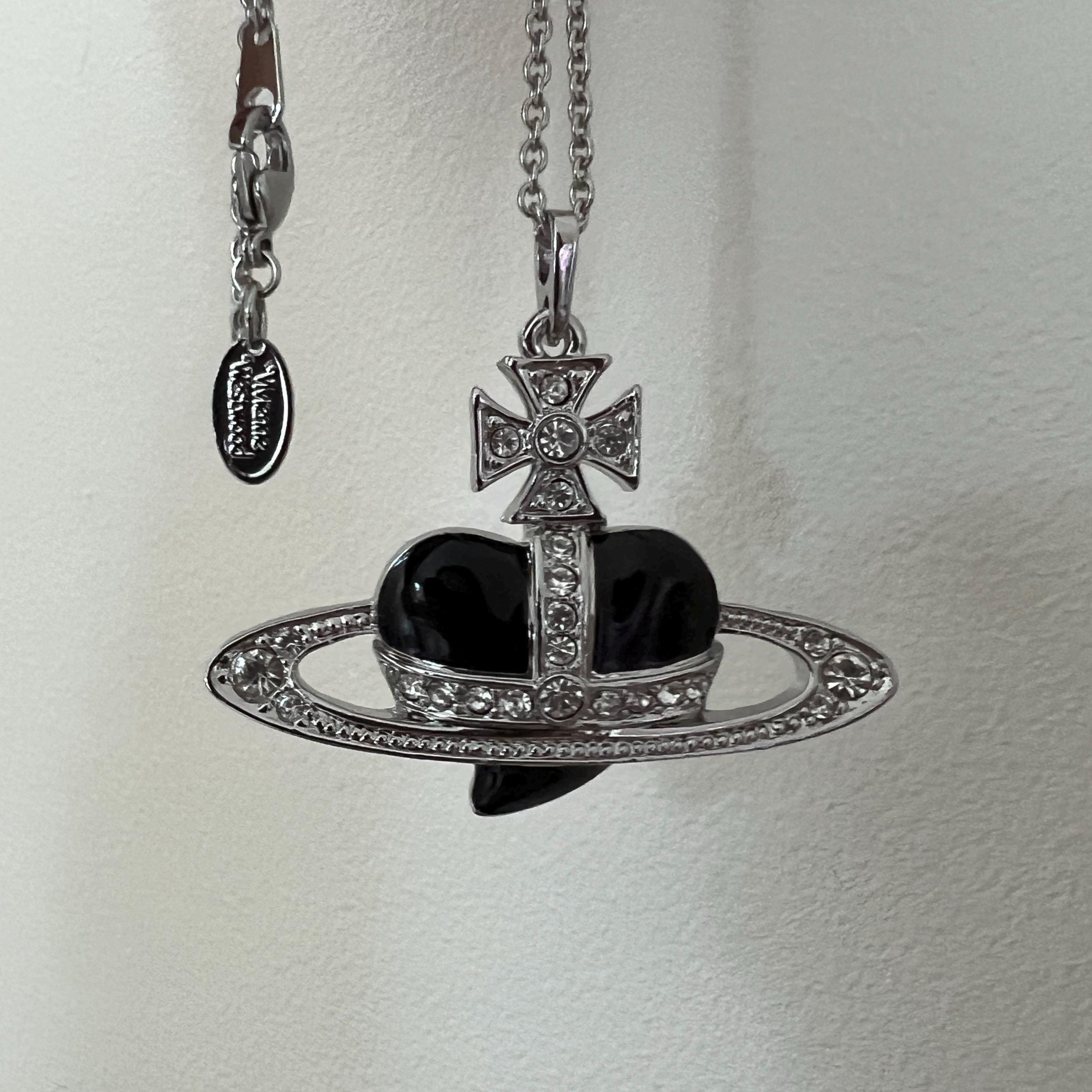 Vivienne Westwood ネックレスBLACK Heart 完売品 Vivienne Westwood Silver Necklace, Black Heart Orb Pendant - Etsy