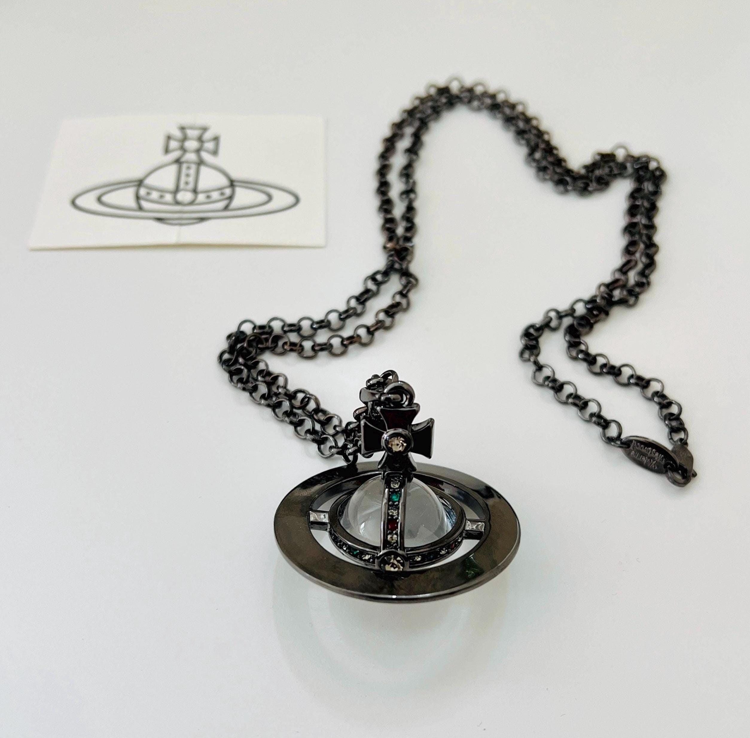 Vivienne Westwood ネックレス オーブ ガンメタル Vivienne Westwood Orb Necklace, Clear Gemstones Gunmetal Pendant