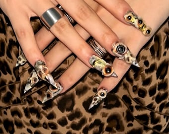 3D Eyeball Cat Claw Press On Nails,Horror Halloween Stiletto Nails,Gothic Gore Fake Nails,Creepy Handmade Reusable Nail Set