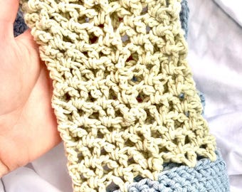 Water bottle carrier