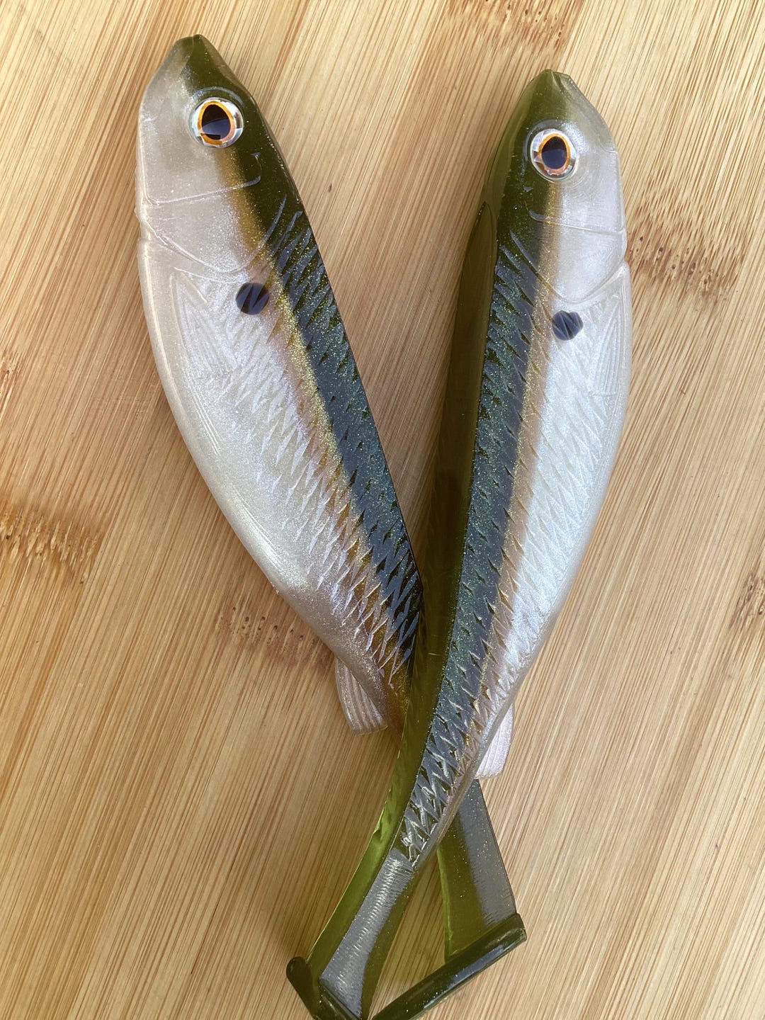 6” G Swim Bait Hand Poured Soft Plastic, Pack of 2, Color of Thread Fin ...