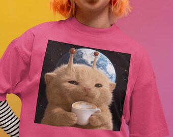 Shirt Alien Cat Comfort Colors: T-shirt Space Coffee Lover, cadeau sciencefictionliefhebber