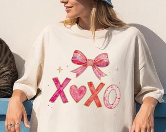 XOXO Coquette Bow Valentines Day Shirt : Preppy Girl Ribbon Comfort Colors Tee,Galentines Gift