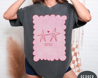 Doodle Star Shirt - Vintage Preppy Comfort Colors Lucky Star Tee for Galentine’s & Valentine's Day Gifts