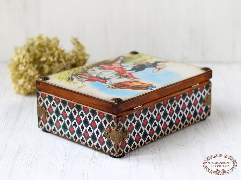 Alice in Wonderland The White Rabbit Tea Party Wooden Tea Box