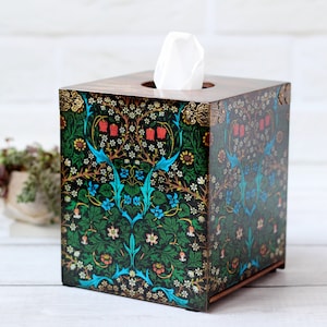 Tissue Box Сover William Morris pretty meadow flowers Digital Vintage Papers, Tissue box holder , Serving table decor, tissue box square
