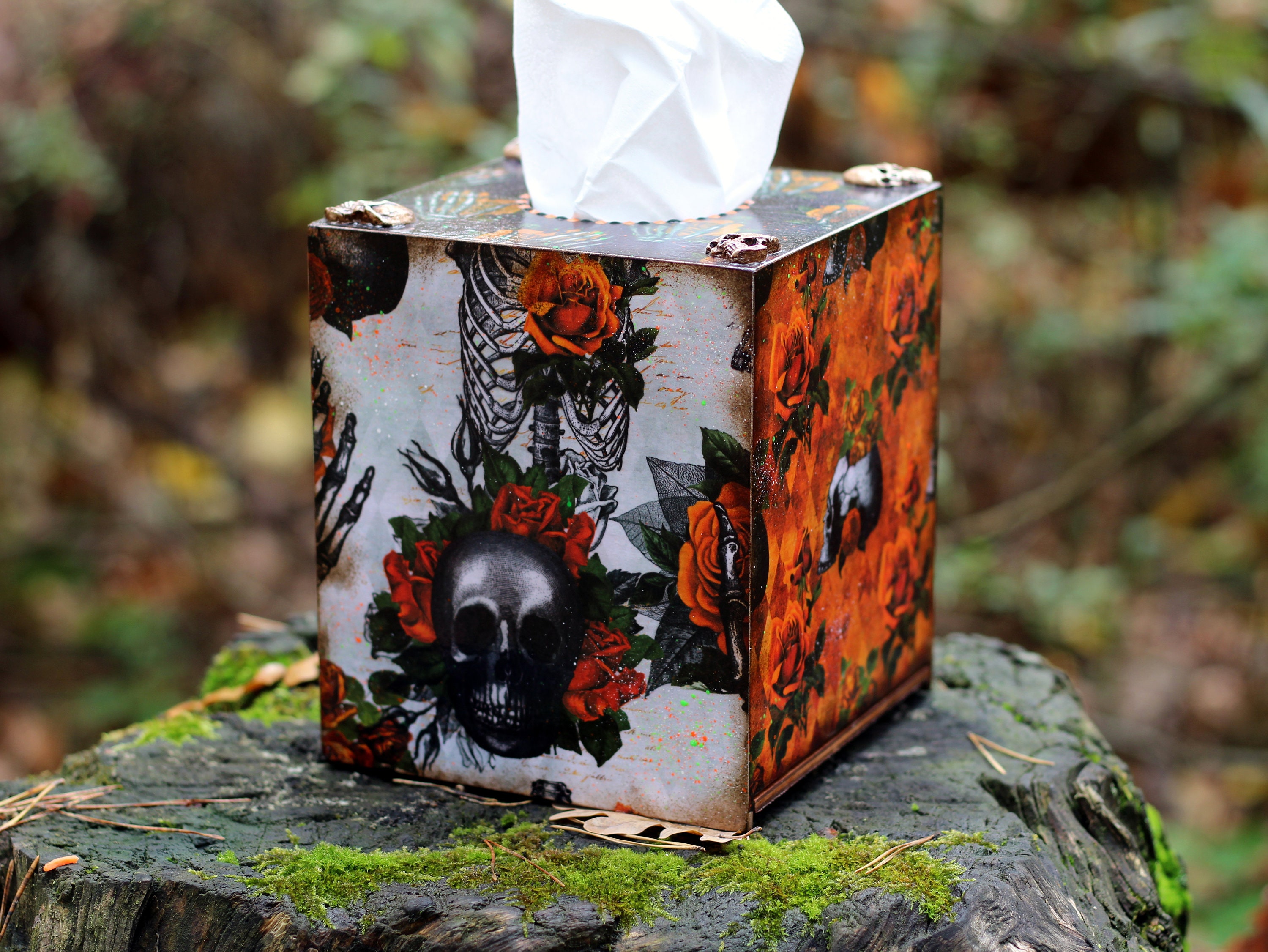 Autumn Poem-Hanging Toilet Paper Cover】Hanging Detachable / Car / Camping -  Shop softliving Tissue Boxes - Pinkoi