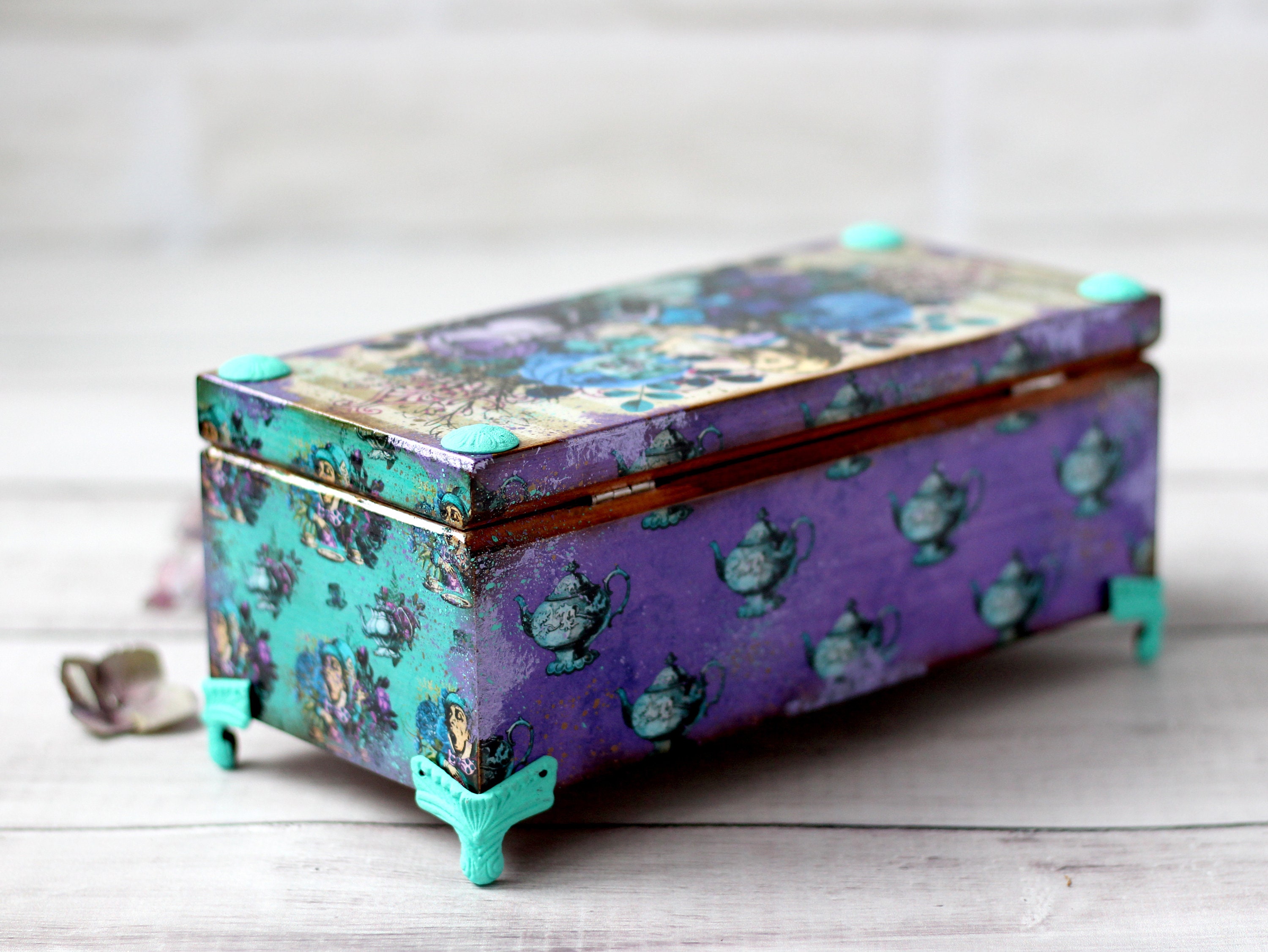 Alice in Wonderland Tea Box: Decoupage Wooden Box With 3 Compartments ...