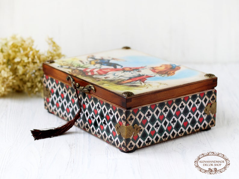 Alice in Wonderland The White Rabbit Tea Party Wooden Tea Box