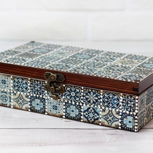 Tea Box Azulejos Portugueses Tiles Style , 8 compartment tea box , tea storage, tea bag holder, tea caddy, tea chest, tea time