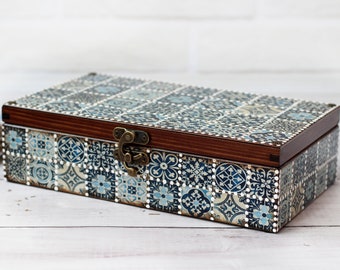 Azulejos Portugueses Tile Tea Box: Decoupage Wooden Tea Caddy