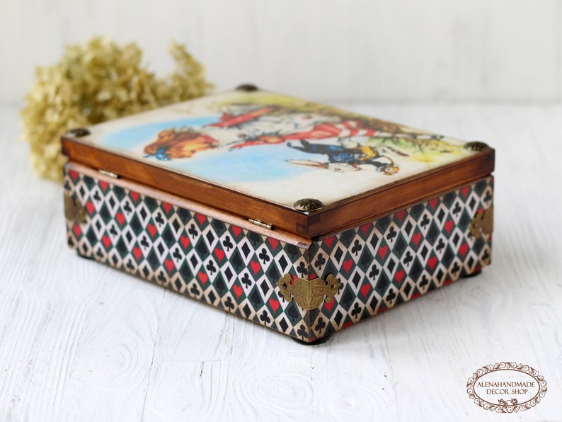 Alice in Wonderland The White Rabbit Tea Party Wooden Tea Box