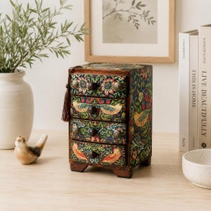 William Morris Strawberry Thief Minikista: Smyckeskrin i jugendstil