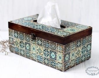 Tissue Box Cover Azulejos Portugueses Tiles Style with yew wood colored and white dots