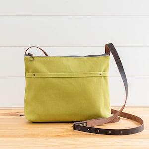 Canvas crossbody day bag, mini bag olive