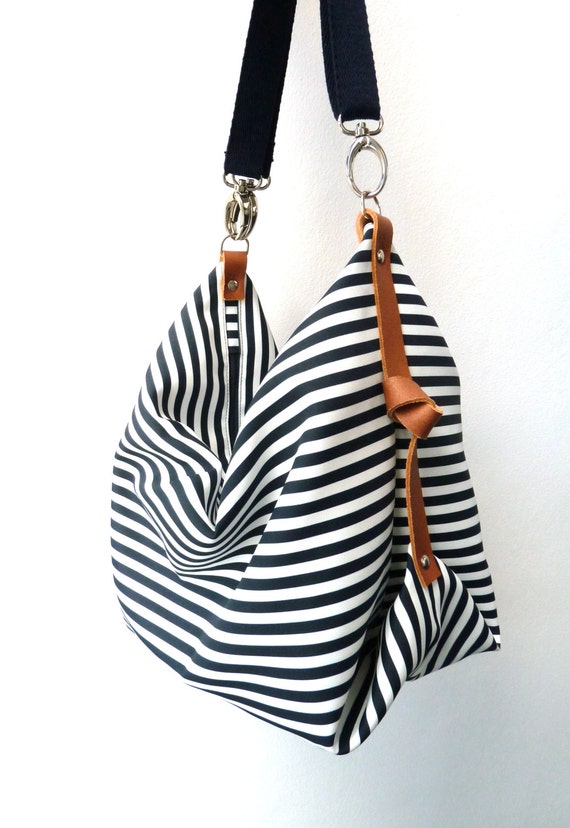 Maxi Bag, bolso bandolera Marina Azul Marino & Blanco Maxi Bag, bolso bandolera Marina Azul Marino & Blanco