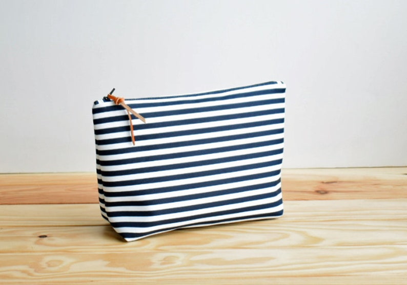 Stripe canvas diaper bag, Messenger bag, Personalised bag, Marina Navy Blue image 8