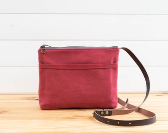 Canvas crossbody day bag, mini bag burgundy