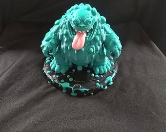 Figurka Blob Monster – drukowana w 3D zabawka na biurko w kształcie potwora-śluzu