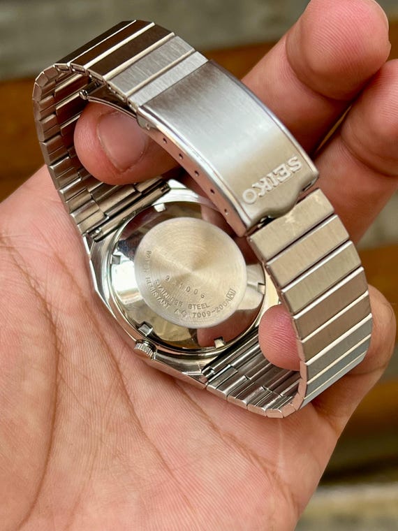 Vintage Seiko 5 Automatic Watch: Rectangular Two-… - image 3