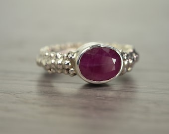 Mimi Ring, size 6.5, pink sapphire 3ct oval gemstone ring