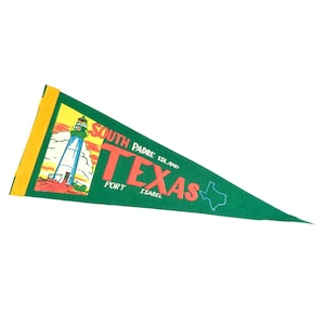 Vintage Souvenir Felt Pennant, 1950s South Padre Island Texas Port Isabel Lighthouse Pennant Banner Green, Cottage Cabin Coastal Wall Decor