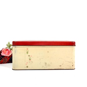 Vintage Bread Box, 1950s Floral Flowers Metal Breadbox Countertop Bin White Red, Retro Mid Century Rustic Farmhouse Kitchen Storage Decor