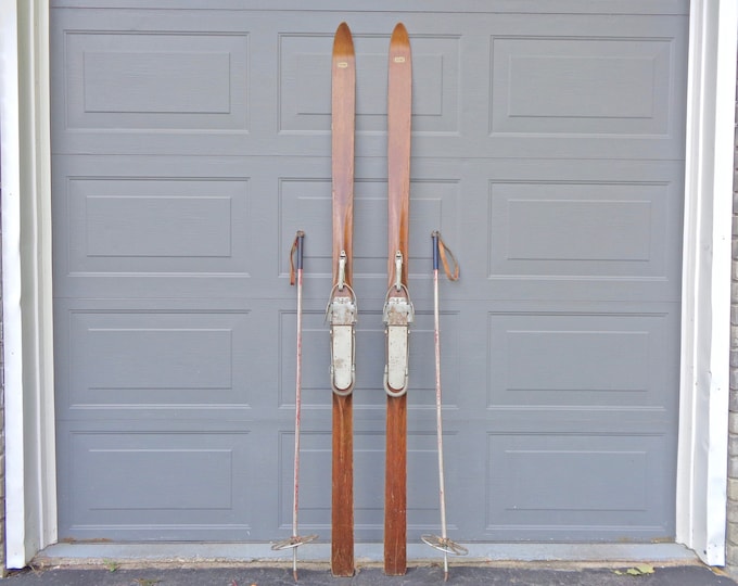 Vintage Wooden Skis and Poles, 1940s Lund Record Hickory Wood Downhill