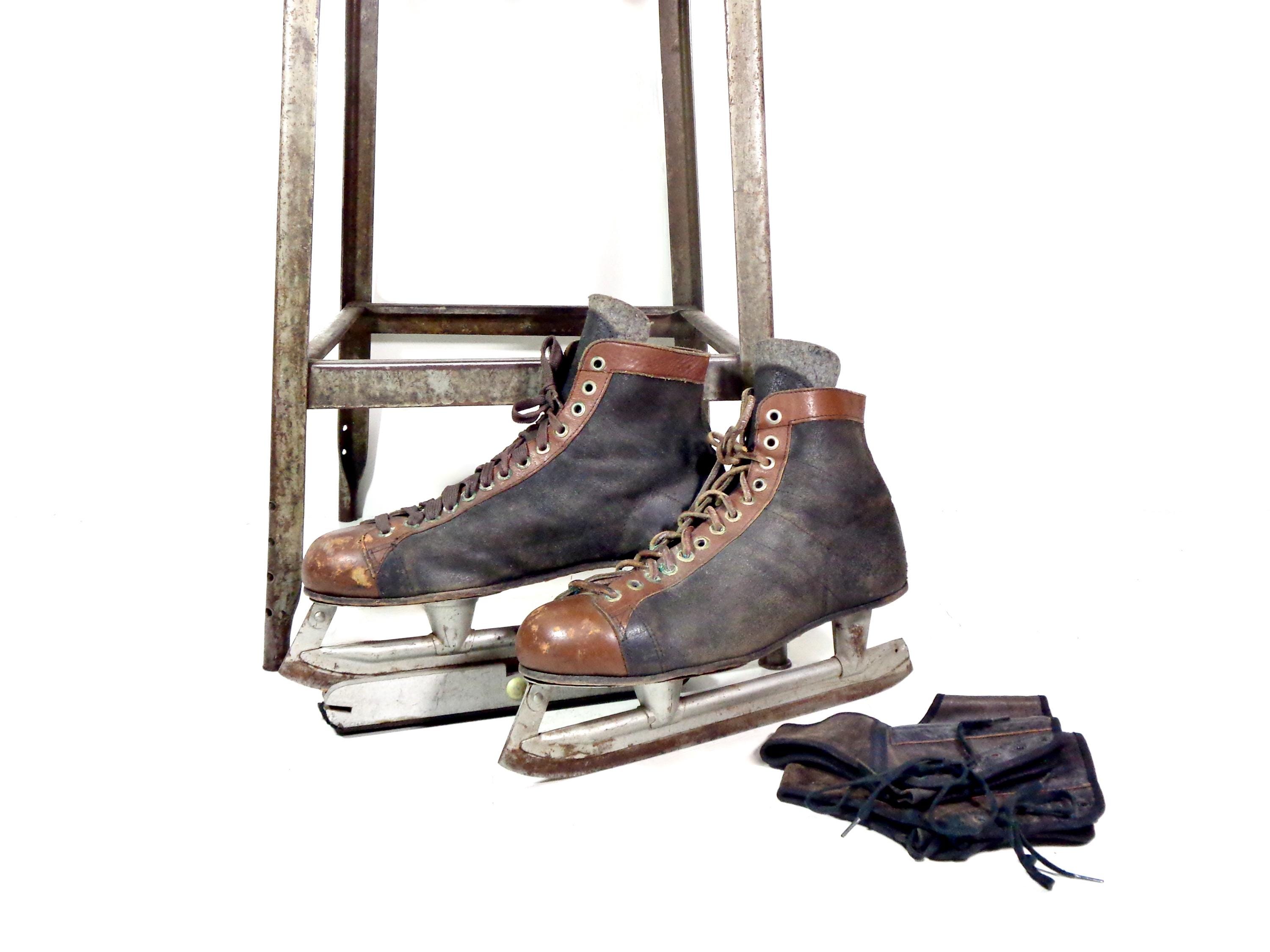 Vintage 1950s Leather Two-Tone Mens Ice Hockey Skates Viking Blades Canada Sz 11 il_fullxfull.4609592211_768w.jpg main image 4