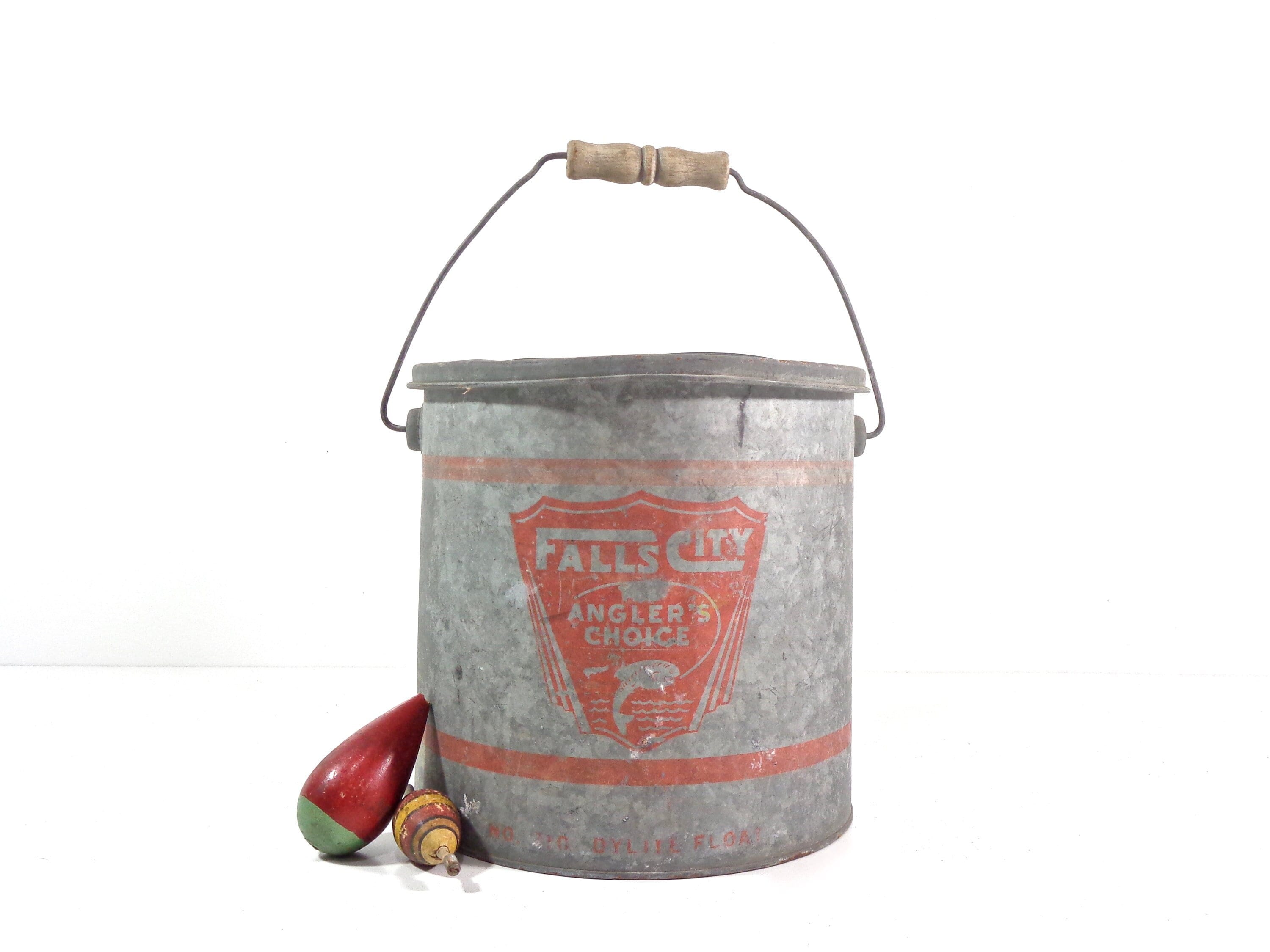 Vintage Minnow Bucket, Falls City Metal Fishing Bait Bucket Pail, Antique  Rustic Cabin Decor