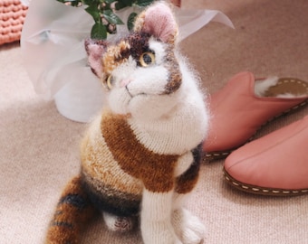 Grey Kitten Calico Cat - KNITTING PATTERN