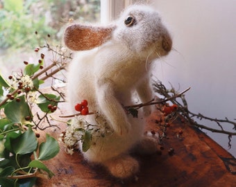 KNITTING PATTERN - Snowshoe Hare