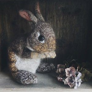 KNITTING PATTERN Wild Rabbit image 9