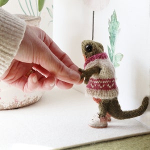 NEWT  Knitting Pattern