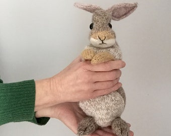 KNITTING PATTERN - Rabbit
