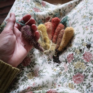 KNITTING PATTERN Heritage Carrots image 8