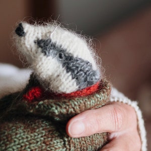 MR. BADGER - Knitting Pattern