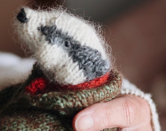 MR. BADGER - Knitting Pattern