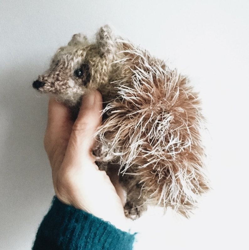 KNITTING PATTERN Hedgehog image 3