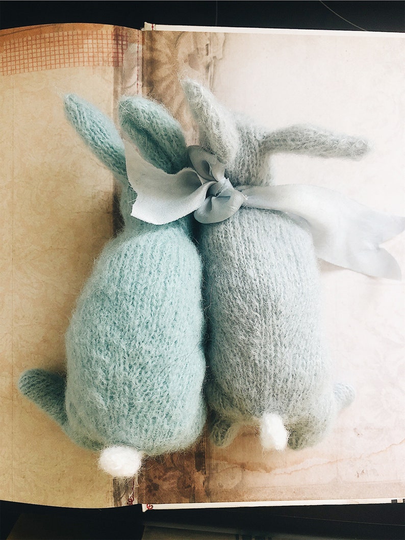 Little Blue Bunny KNITTING PATTERN image 3