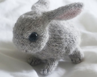 NEW Little Baby Bunny knitting pattern and video tutorial