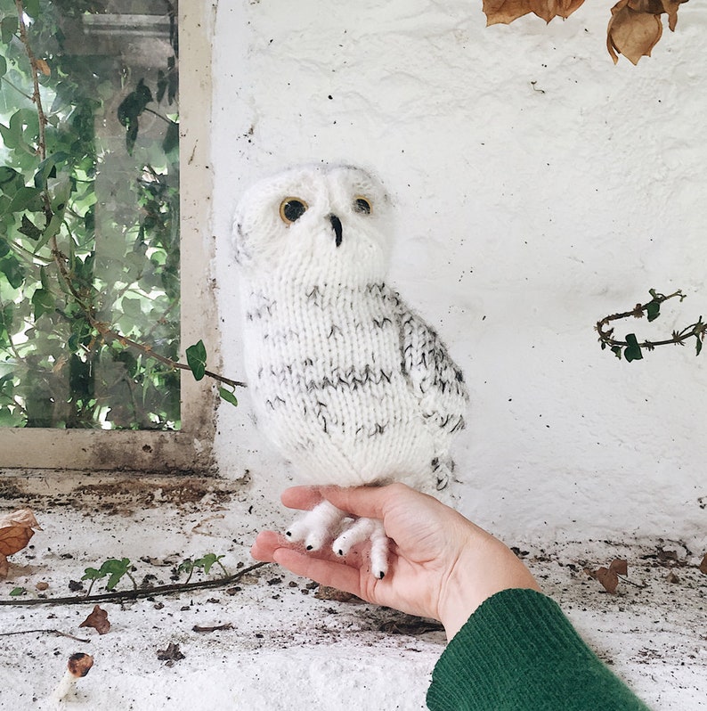 SPECIAL OFFER Knitting Pattern Snowy Owl image 1