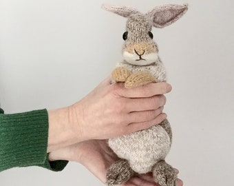 KNITTING PATTERN - Rabbit