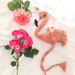 KNITTING PATTERN flamingo image 5