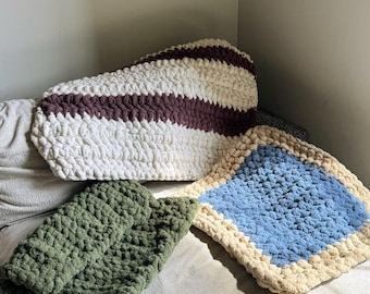 Custom Soft Chunky Yarn Blanket | Handmade Crochet Throw Blanket | Cozy Home Decor | Personalized Gift | Baby Blanket | Adult Blanket
