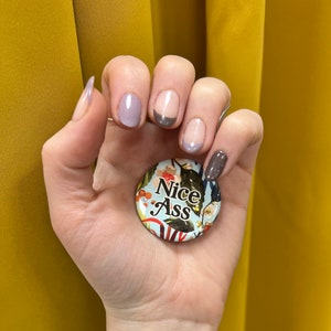 Macaron - Nice ass