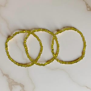 Juego de 3 pulseras de cuentas amarillas: pulseras elásticas bohemias hechas a mano