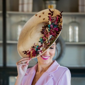 Wedding guest hat. Royal Ascot hat. Derby hats for women. Melbourne Cup. Headdresses and hats. Artisan. Saucer hat. image 1