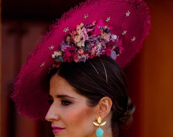 Wedding guest hat. Modern fascinator hats for women. Kentucky derby hats for women. Bridal felt hat. Floral headpiece