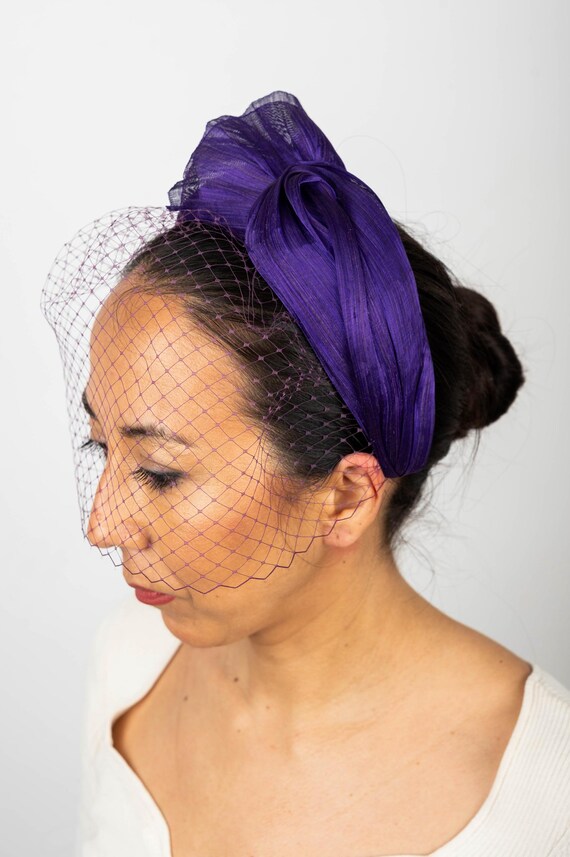 Elegant Velvet Sinamay Wrap Headband: Handmade Fascinator  display picture 3
